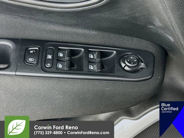 Used 2019 Jeep Renegade Latitude AWD/4WD image 20