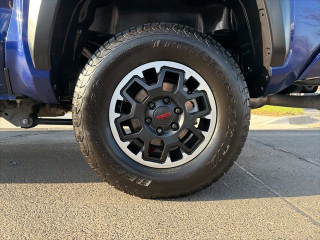 Used 2024 Toyota Tacoma TRD Off-Road image 32