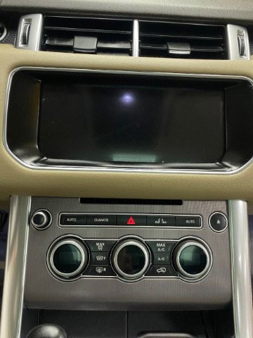 Used 2017 Land Rover Range Rover Sport HSE image 68