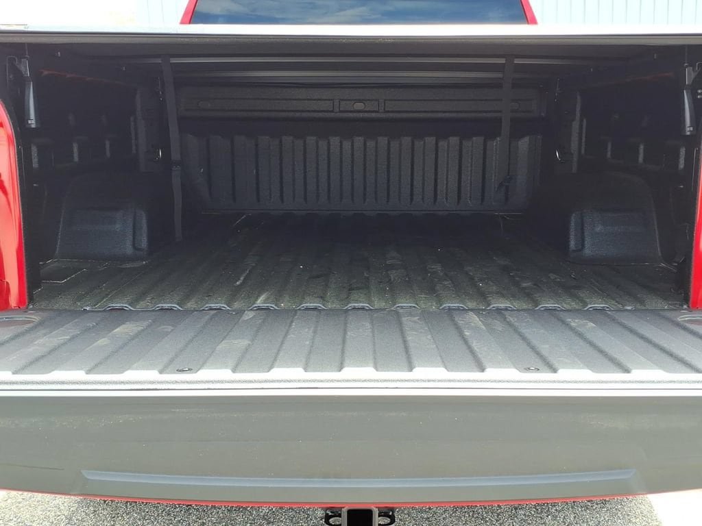 New 2026 Chevrolet Silverado 1500 Custom w/ LPO, Dark Essentials Package AWD/4WD image 10
