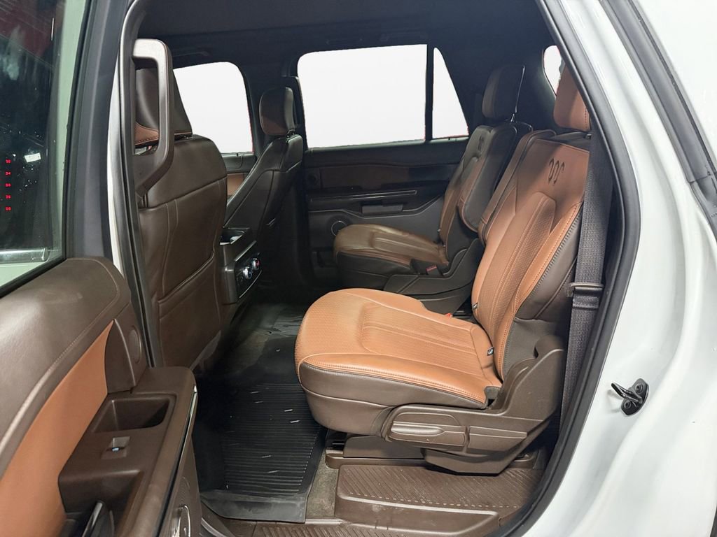 Used 2023 Ford Expedition Max King Ranch image 13