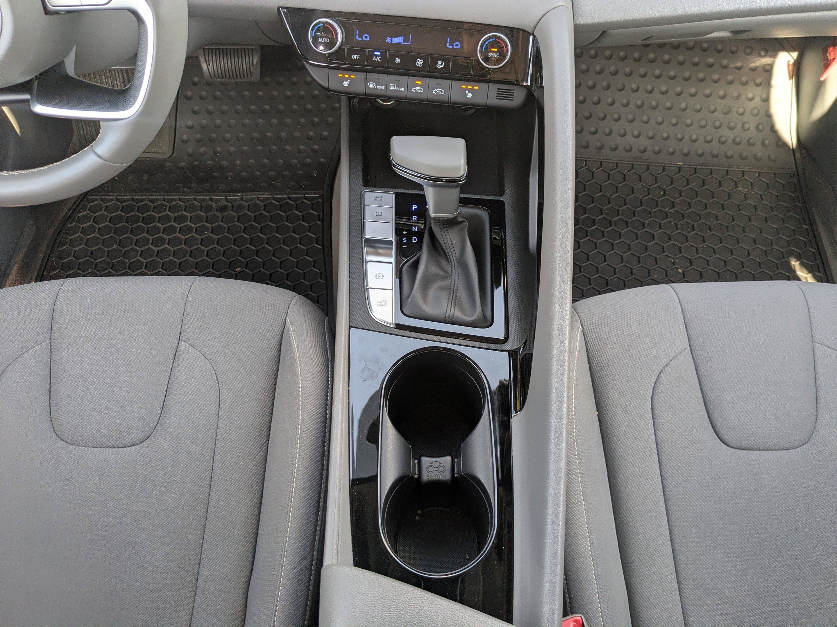 Certified 2023 Hyundai Elantra SEL w/ Convenience Package FWD image 15