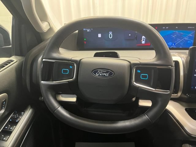 Used 2025 Ford Expedition Max Active AWD/4WD image 19