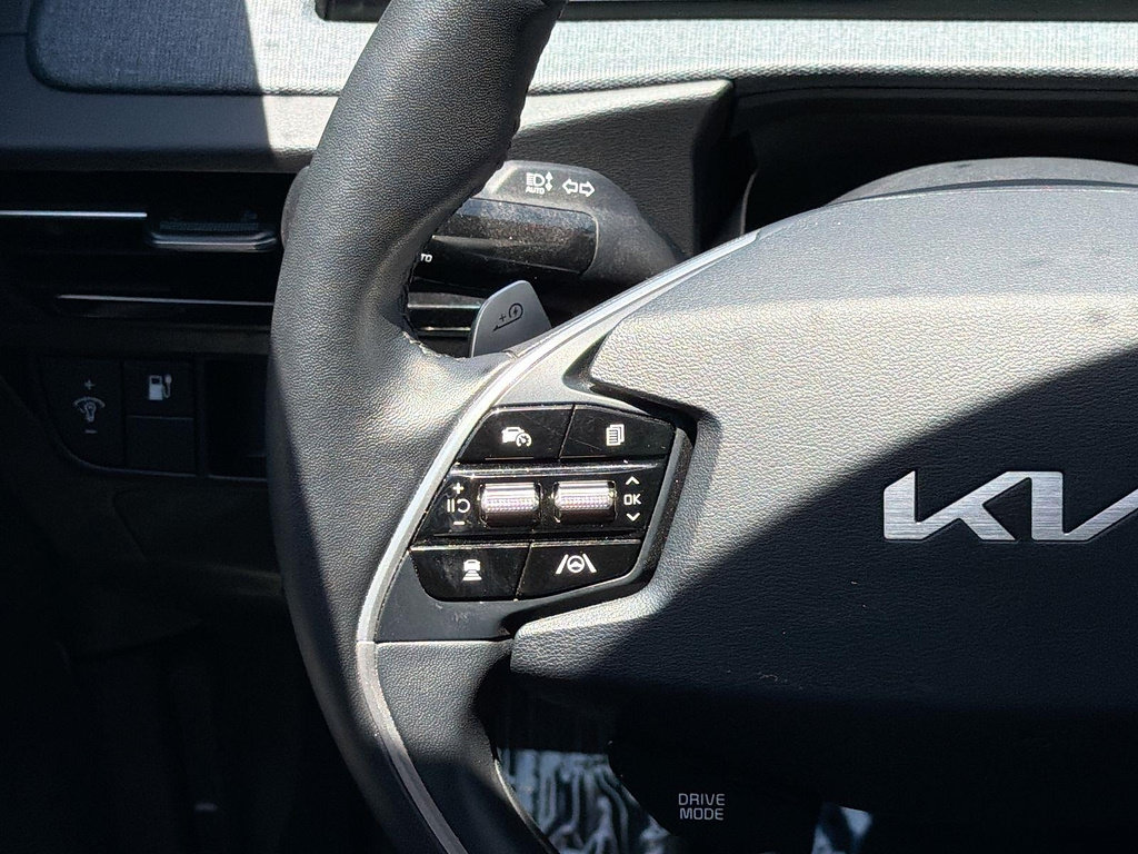 Used 2024 Kia EV6 Light AWD/4WD image 8