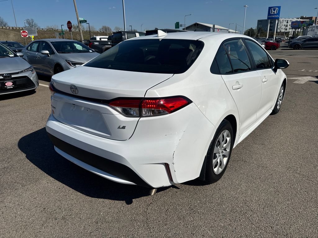 Used 2022 Toyota Corolla LE FWD image 7