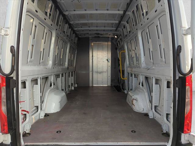 Used 2020 Mercedes-Benz Sprinter 2500 image 6