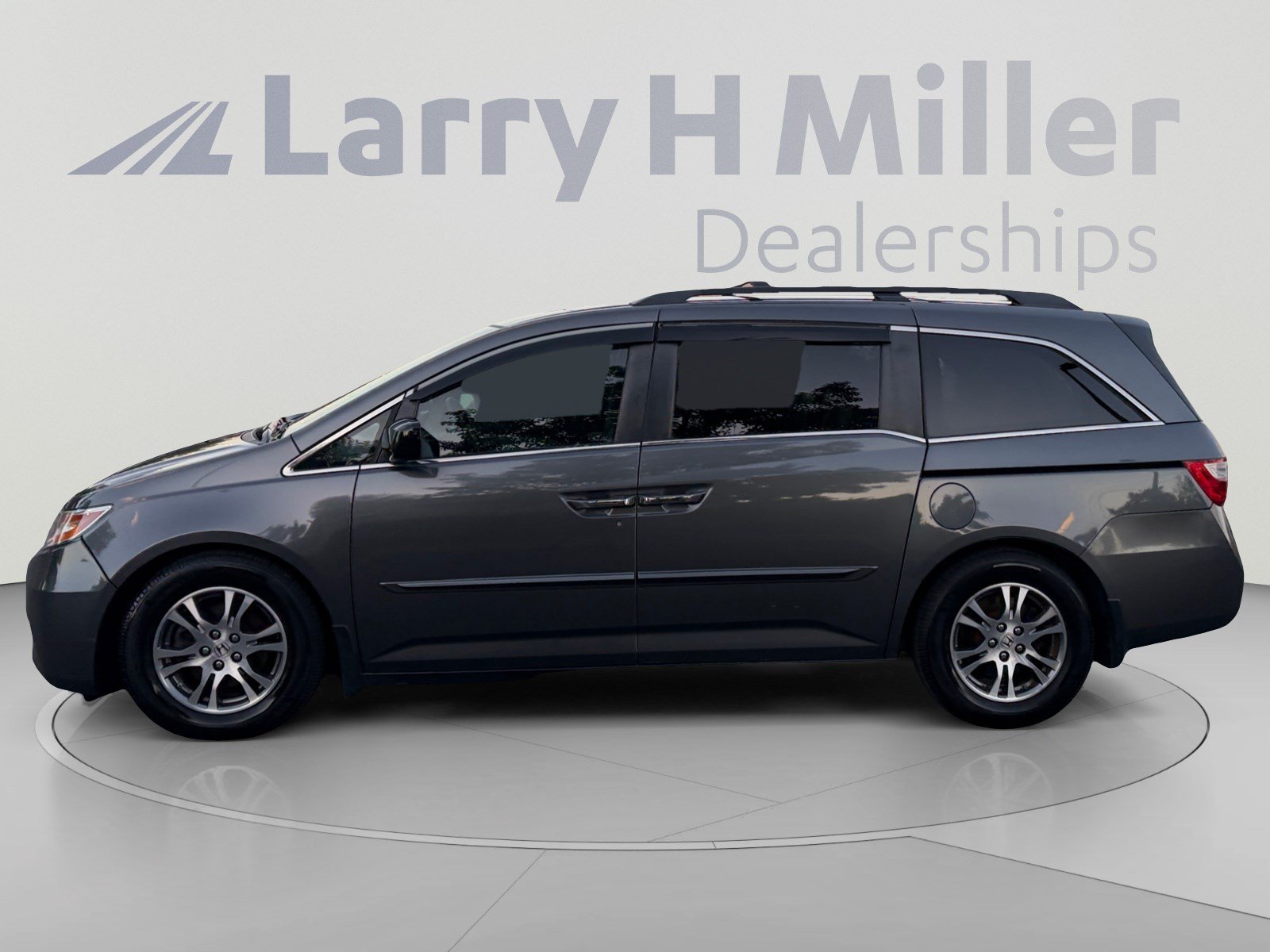 Used 2013 Honda Odyssey EX-L image 2