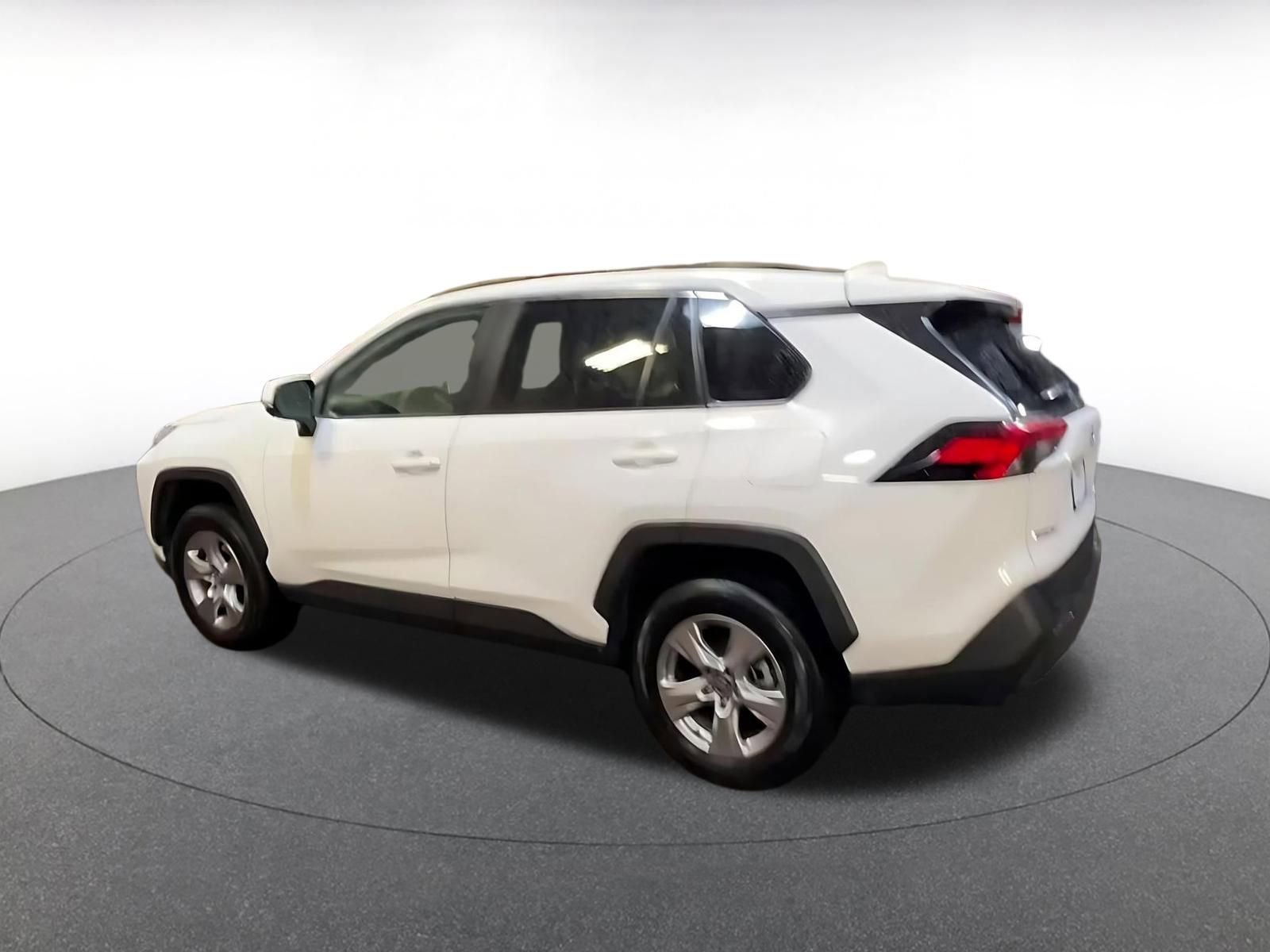 Used 2025 Toyota RAV4 XLE image 10
