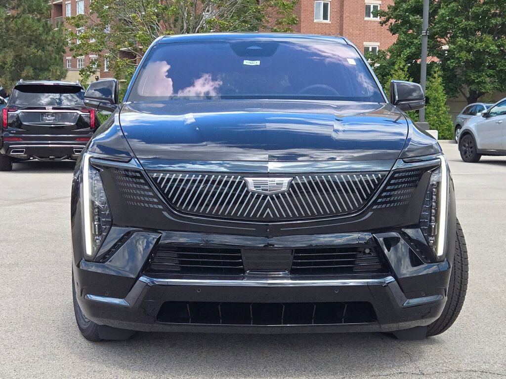 New 2026 Cadillac Escalade IQ Sport 2 w/ LPO, ONYX Package AWD/4WD image 4