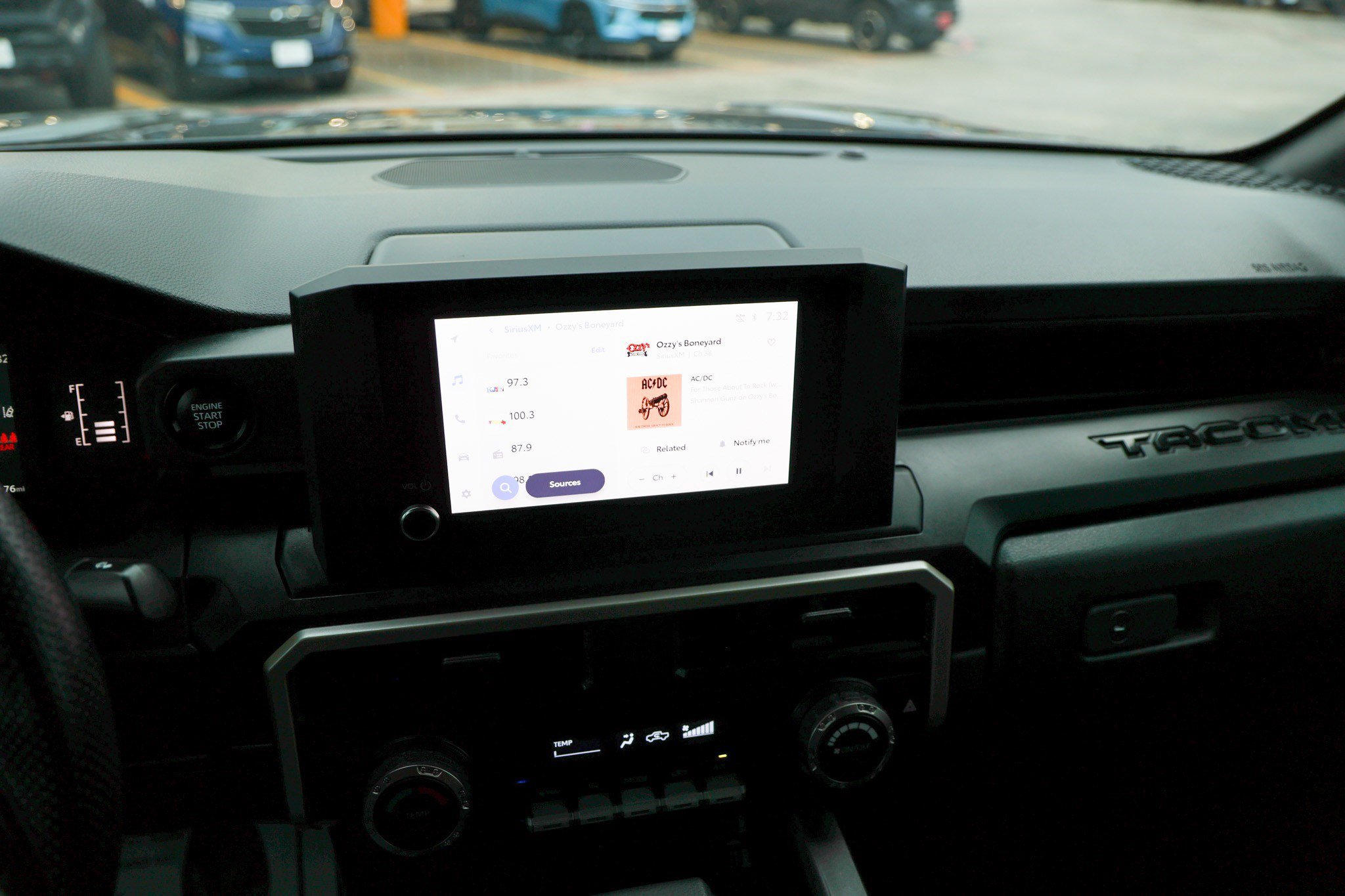 Certified 2025 Toyota Tacoma SR AWD/4WD image 20