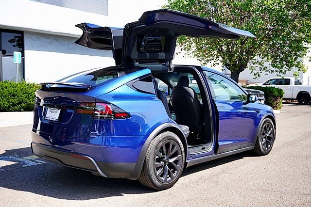 Used 2023 Tesla Model X AWD/4WD image 8