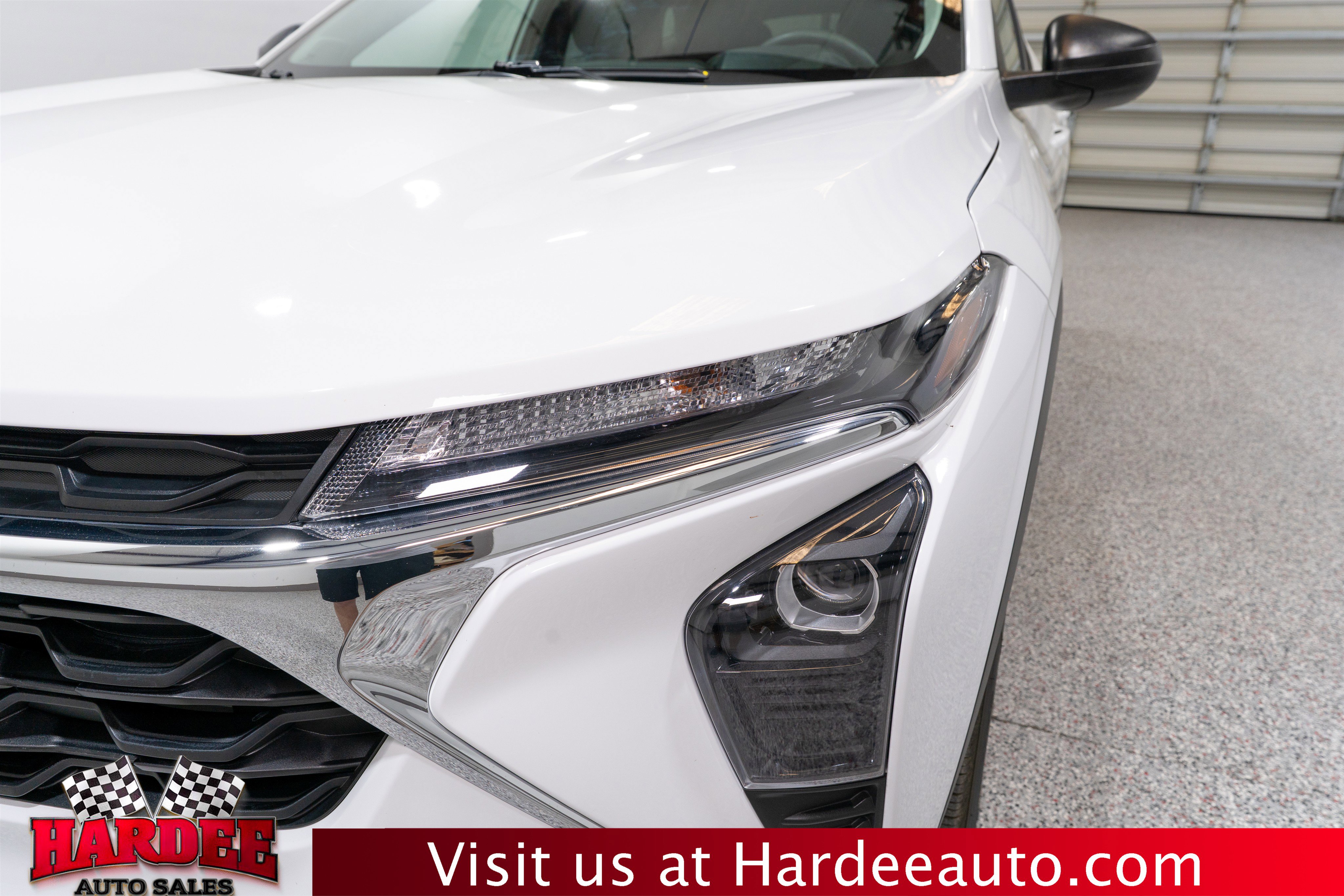 Used 2024 Chevrolet Trax LS image 8