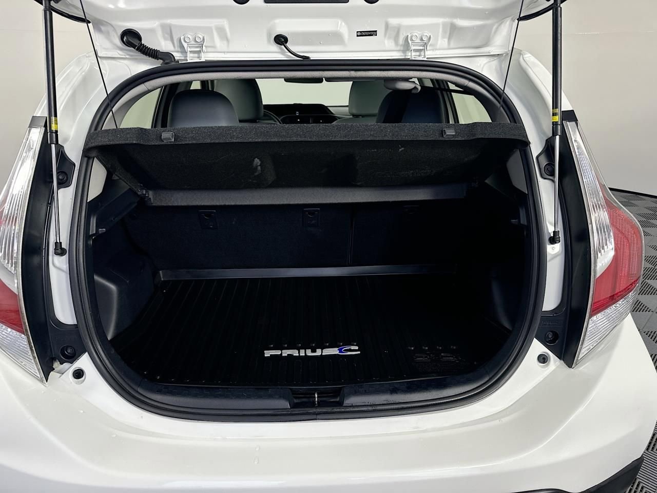 Used 2017 Toyota Prius C Four image 19