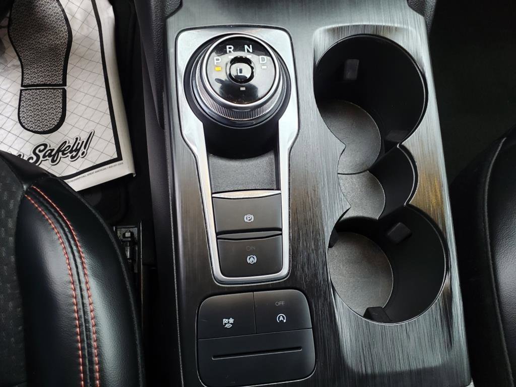 Used 2024 Ford Escape ST-Line image 13