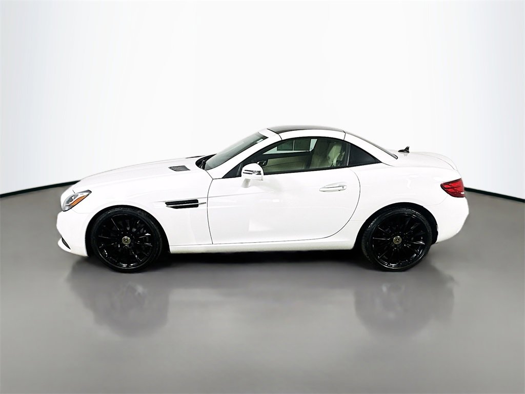 Used 2020 Mercedes-Benz SLC 300 image 5