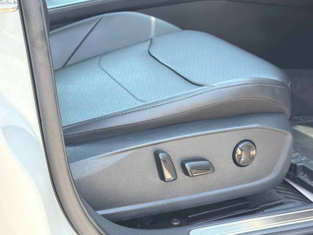 Used 2019 Volkswagen Arteon SE AWD/4WD image 17