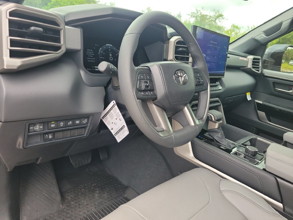 New 2026 Toyota Tundra Limited AWD/4WD image 7