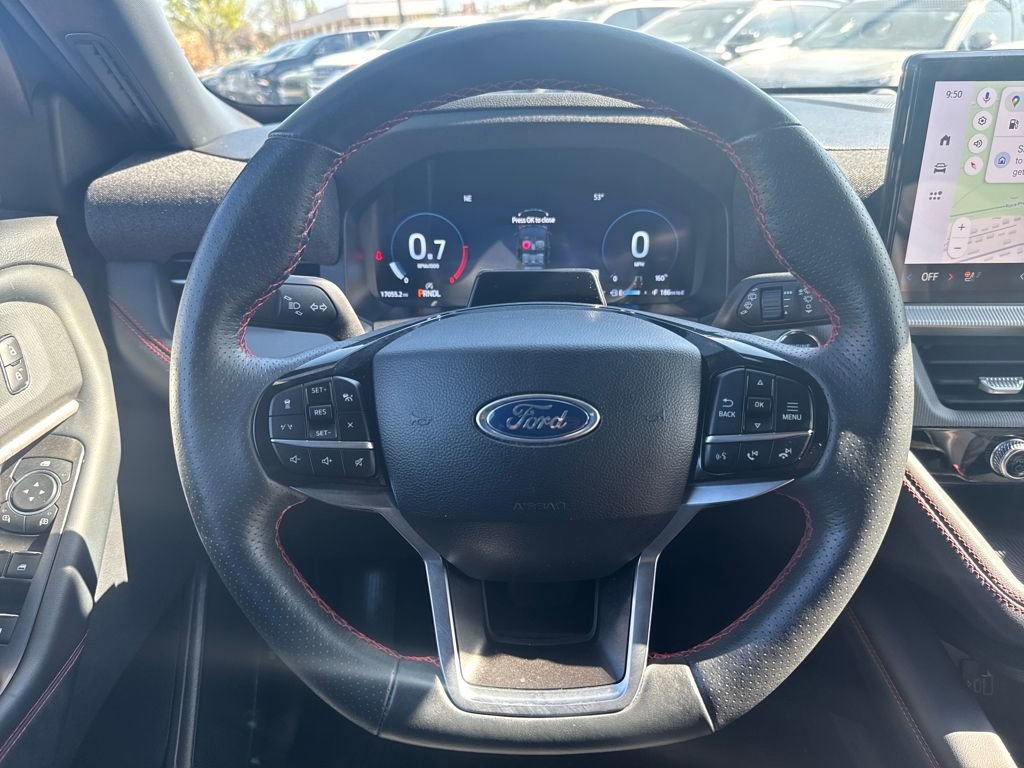 Used 2025 Ford Explorer ST-Line w/ ST-Line Street Pack image 23