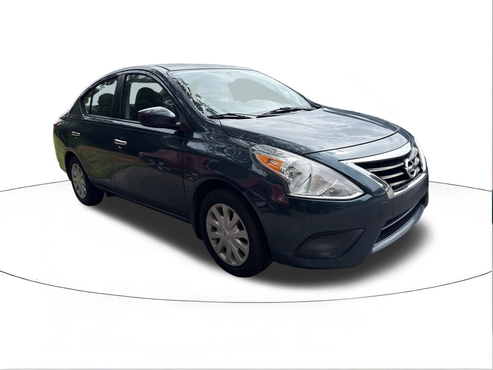 Used 2017 Nissan Versa SV FWD image 1