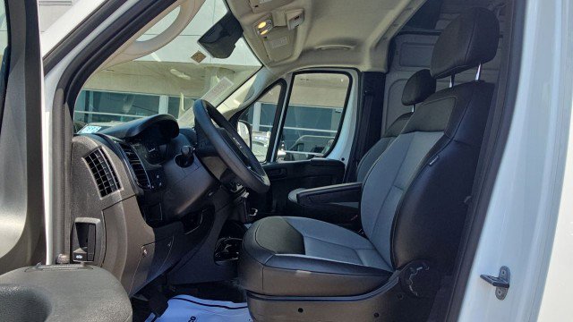 Used 2026 RAM ProMaster 2500 w/ Convenience Group FWD image 18