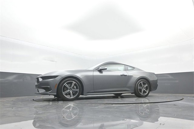 New 2025 Ford Mustang Coupe image 30