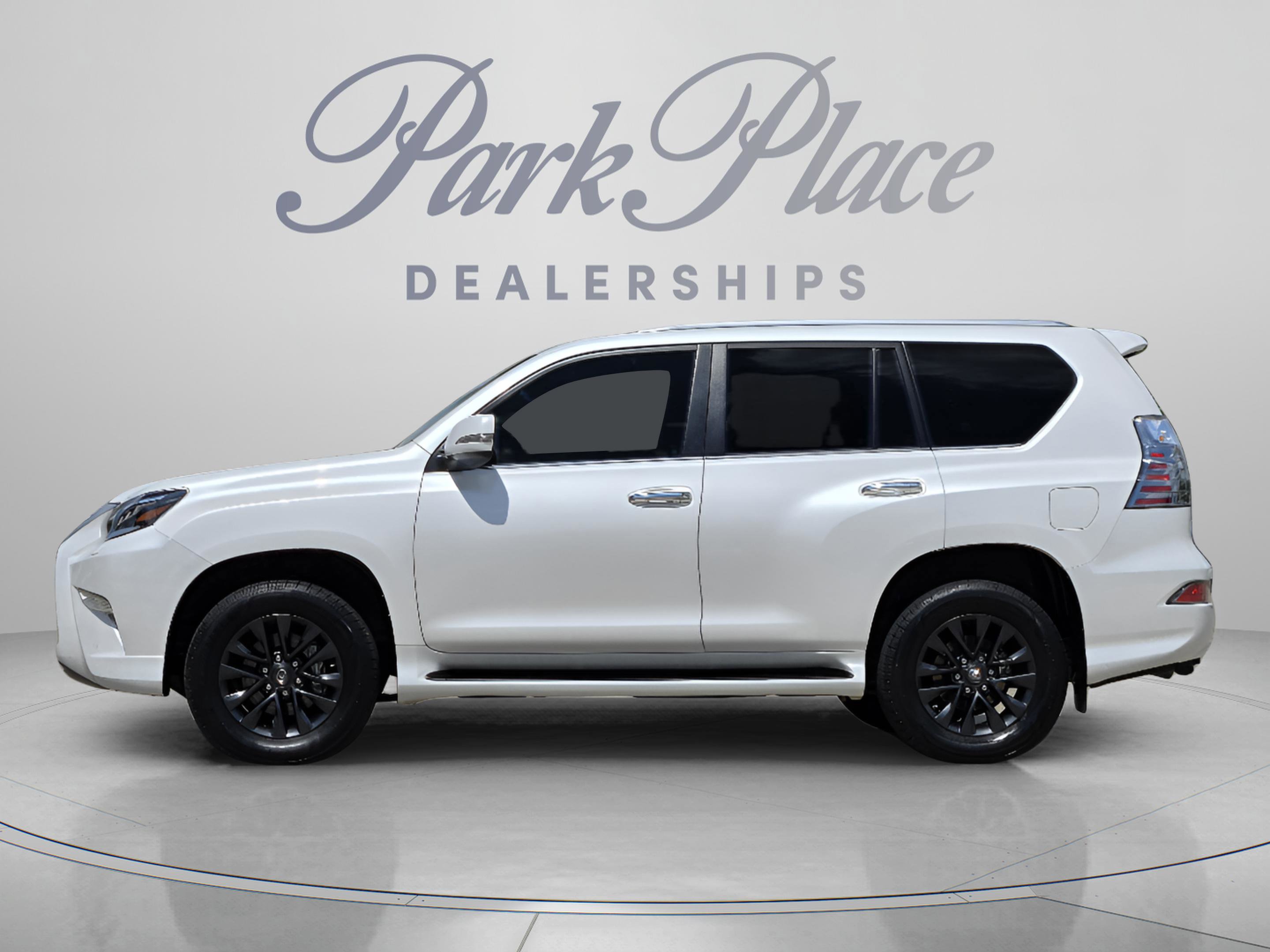 Used 2023 Lexus GX 460 Premium w/ Premium Package AWD/4WD image 2