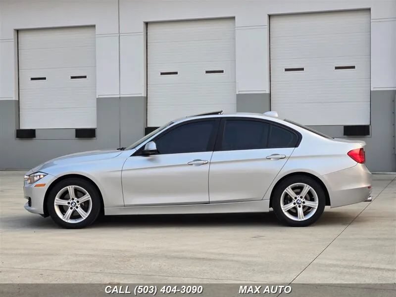 Used 2014 BMW 328i Sedan RWD image 5
