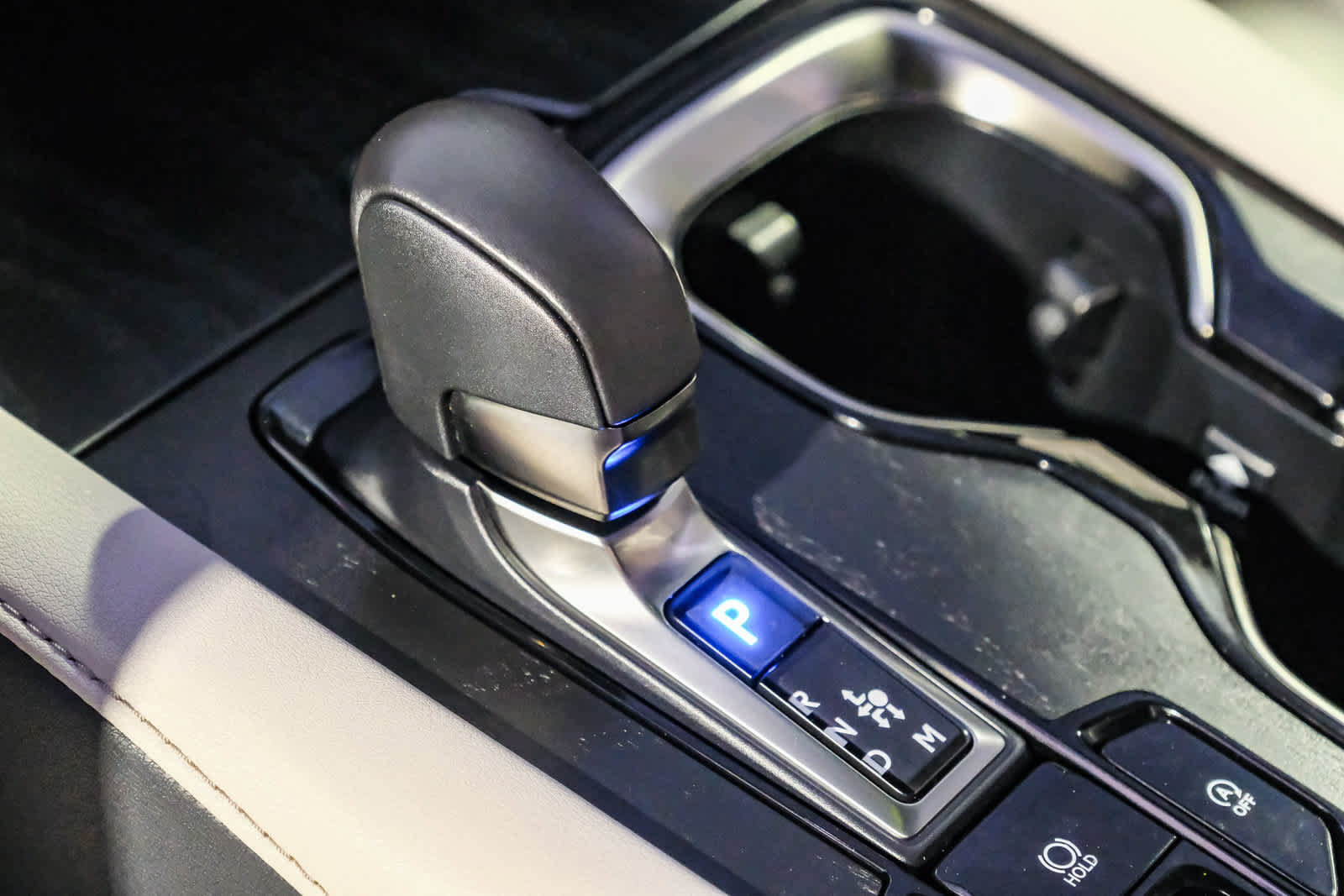 Used 2024 Lexus RX 350 Premium Plus w/ Accessory Package (Z1) FWD image 18
