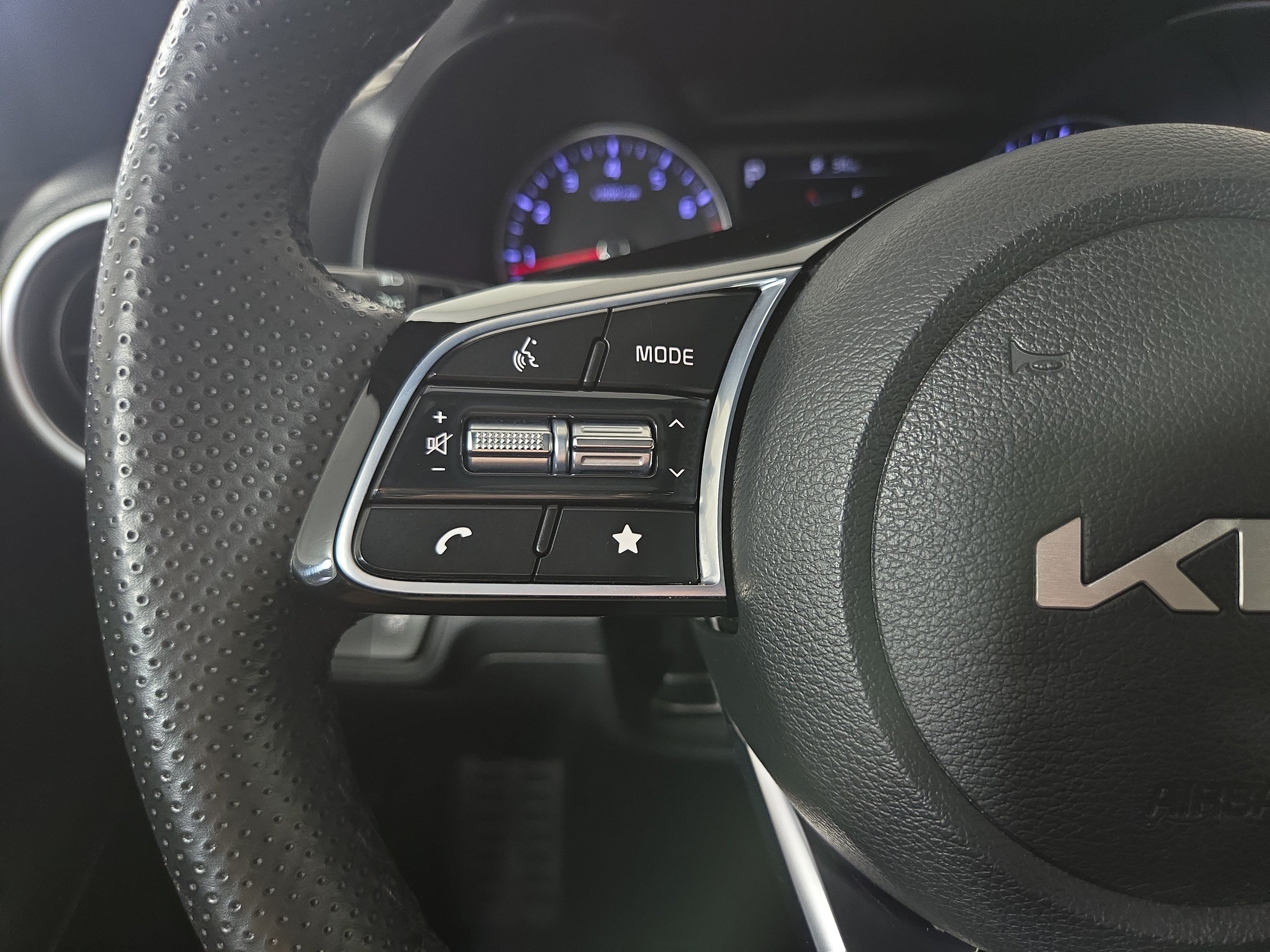 Used 2023 Kia Forte GT-Line w/ GT-Line Premium Package FWD image 15