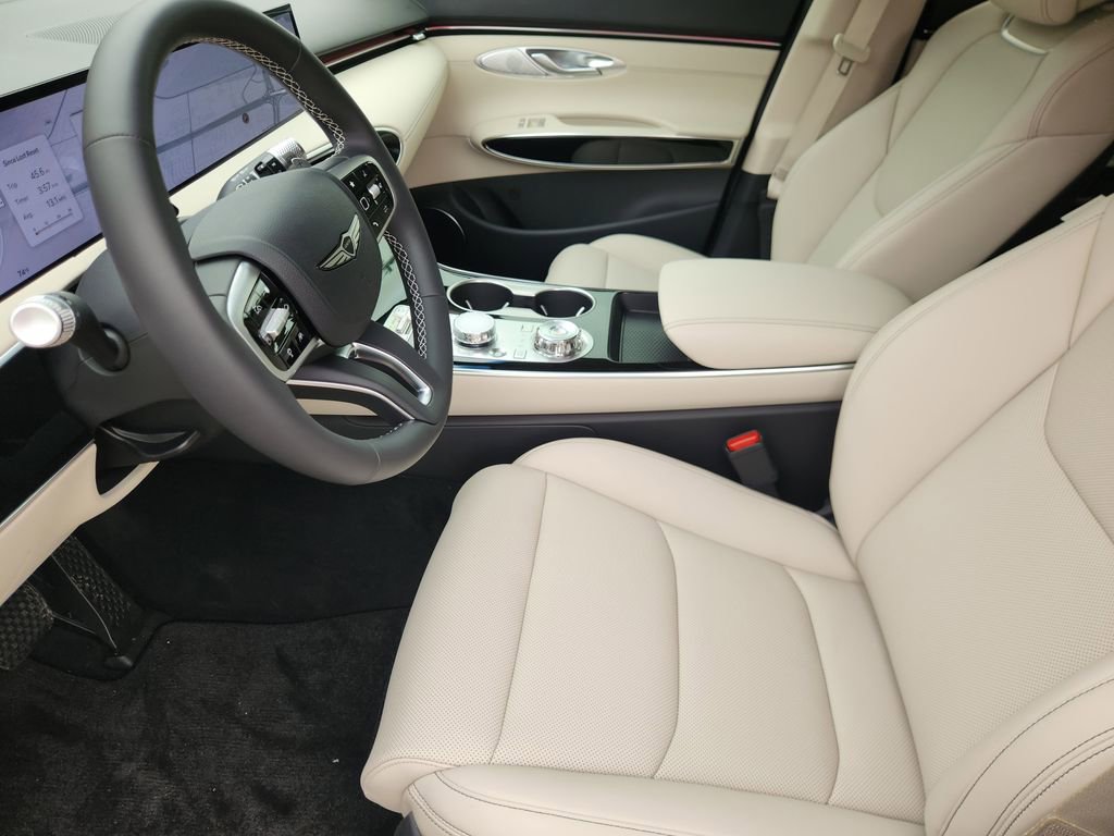 New 2026 Genesis GV70 2.5T AWD/4WD image 9