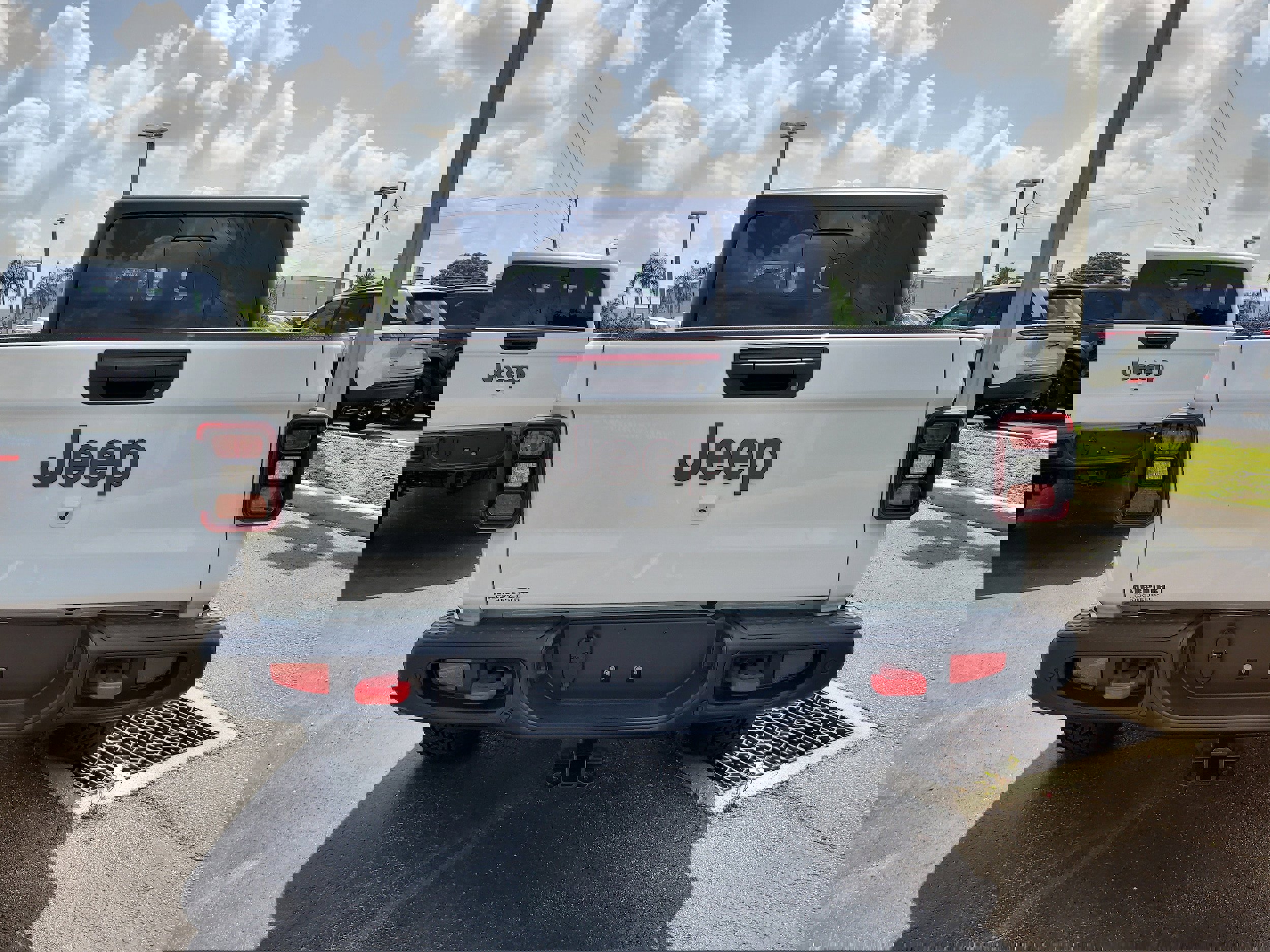 New 2025 Jeep Gladiator Rubicon w/ Safety Group image 7