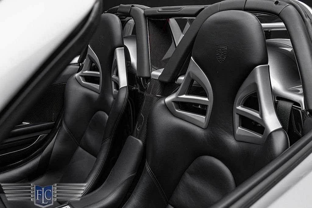 Used 2005 Porsche Carrera GT RWD image 15