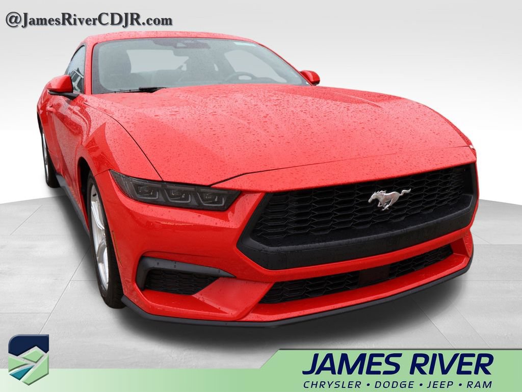 Used 2026 Ford Mustang Premium RWD image 5