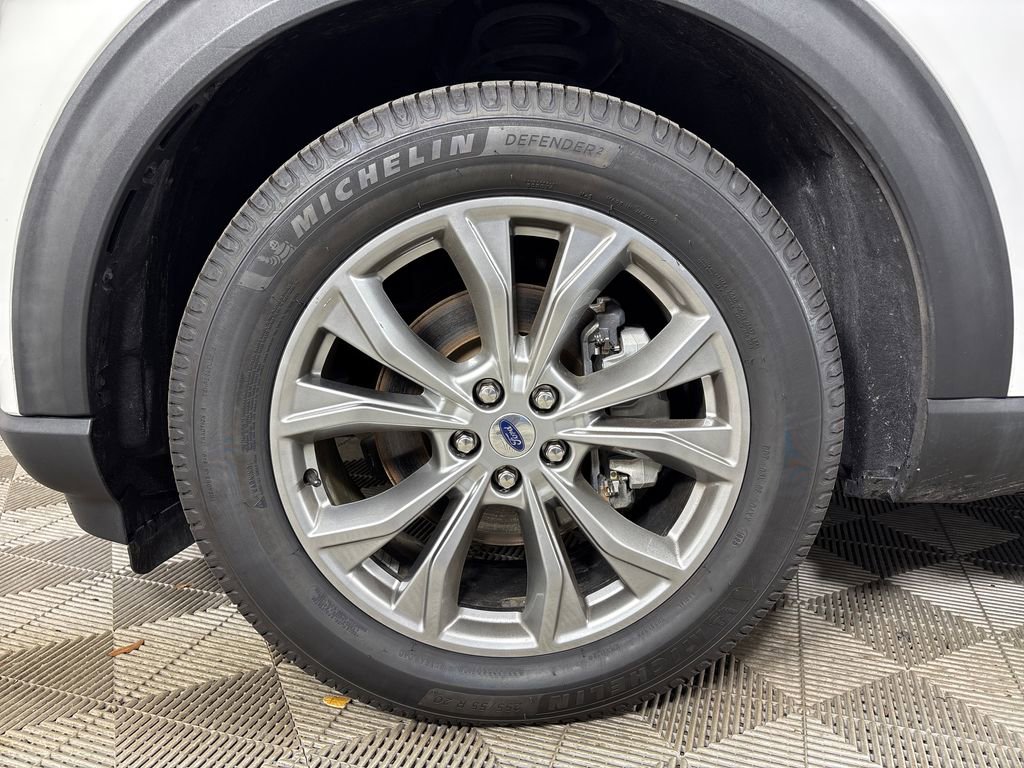 Certified 2021 Ford Explorer Limited w/ Equipment Group 301A RWD image 12