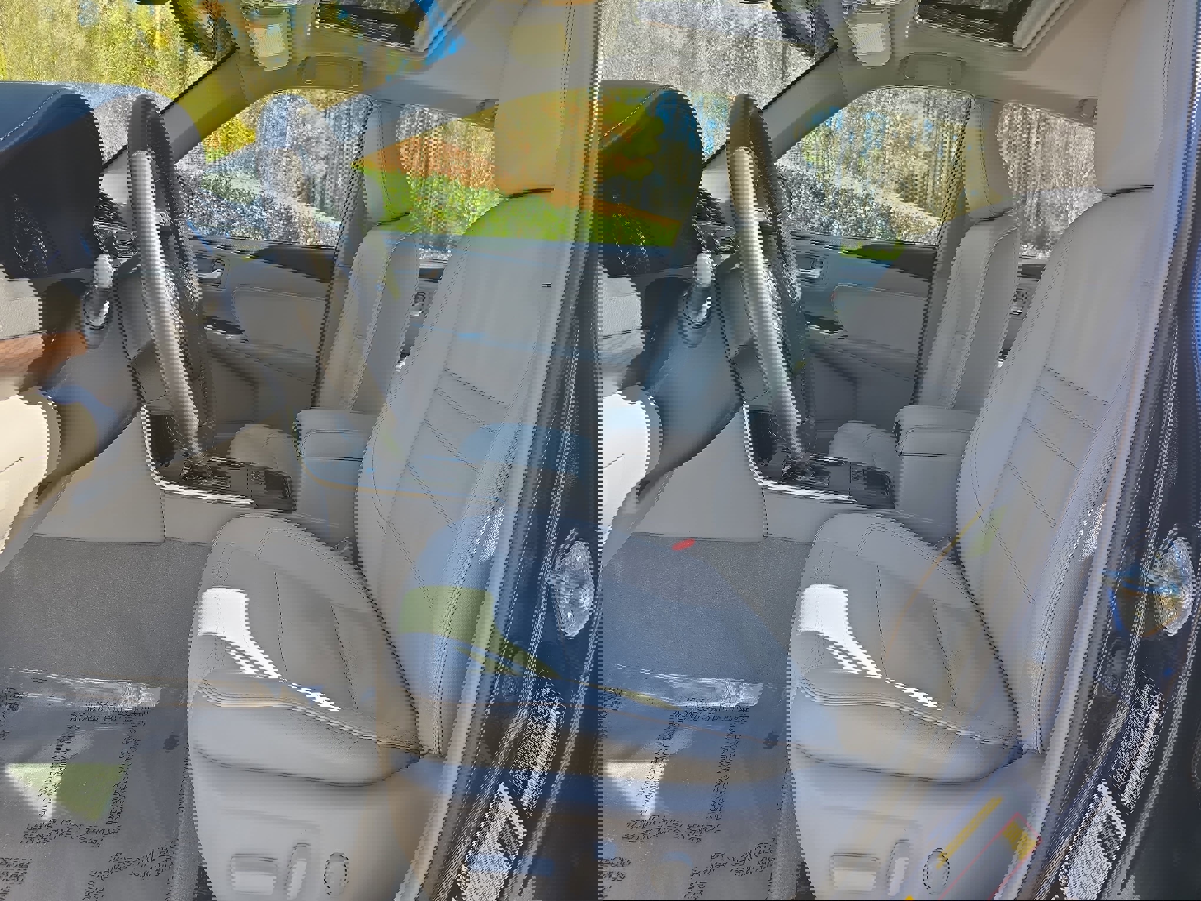 Used 2015 Toyota Camry XLE w/ Advanced Technology Package image 14