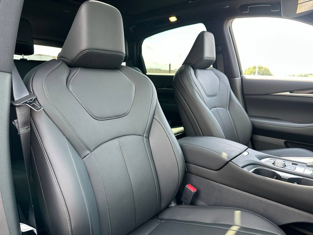 New 2027 INFINITI QX65 Sport w/ Premium Package AWD/4WD image 17