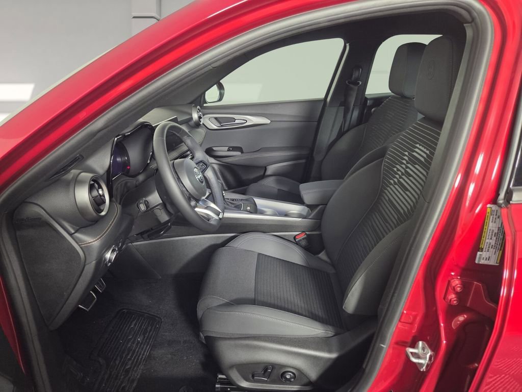 New 2026 Alfa Romeo Tonale Sprint w/ Active Assist Package image 9