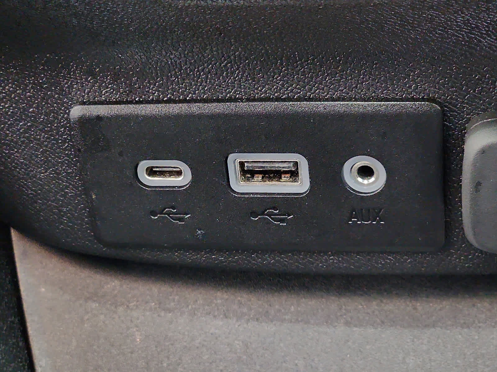 Used 2024 Chevrolet Malibu LT image 24