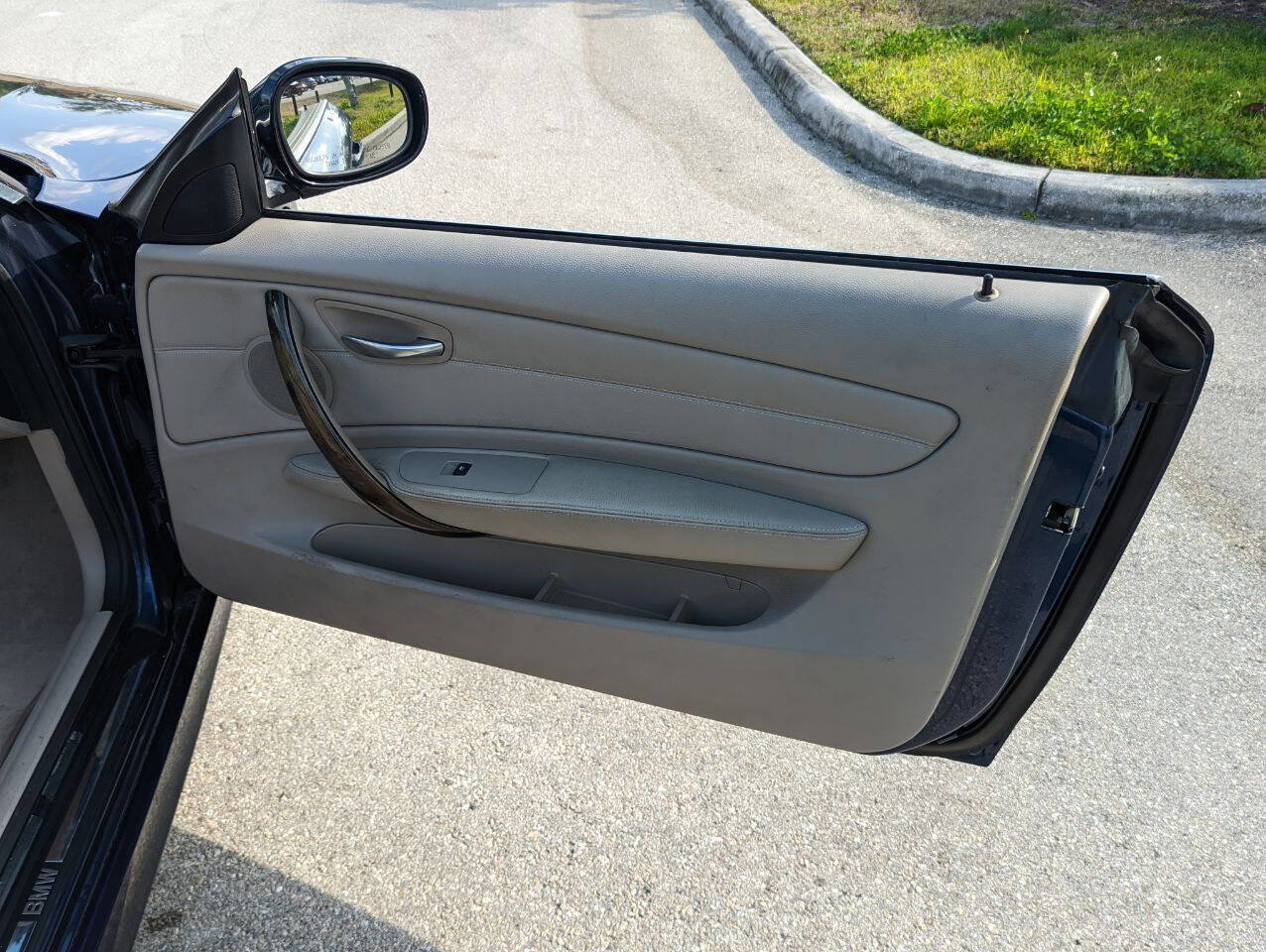 Used 2012 BMW 128i Convertible image 15