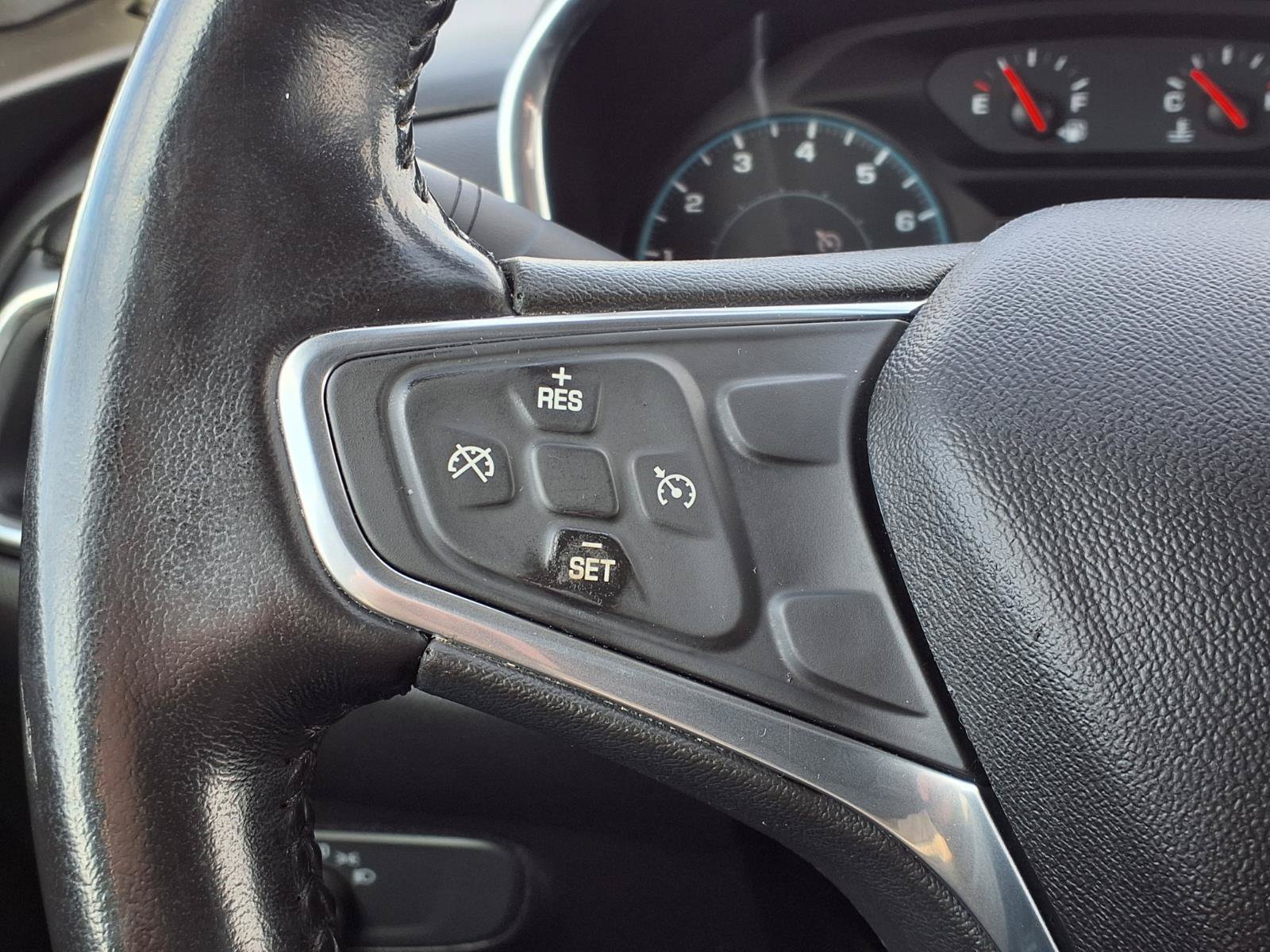 Used 2018 Chevrolet Equinox LT AWD/4WD image 21