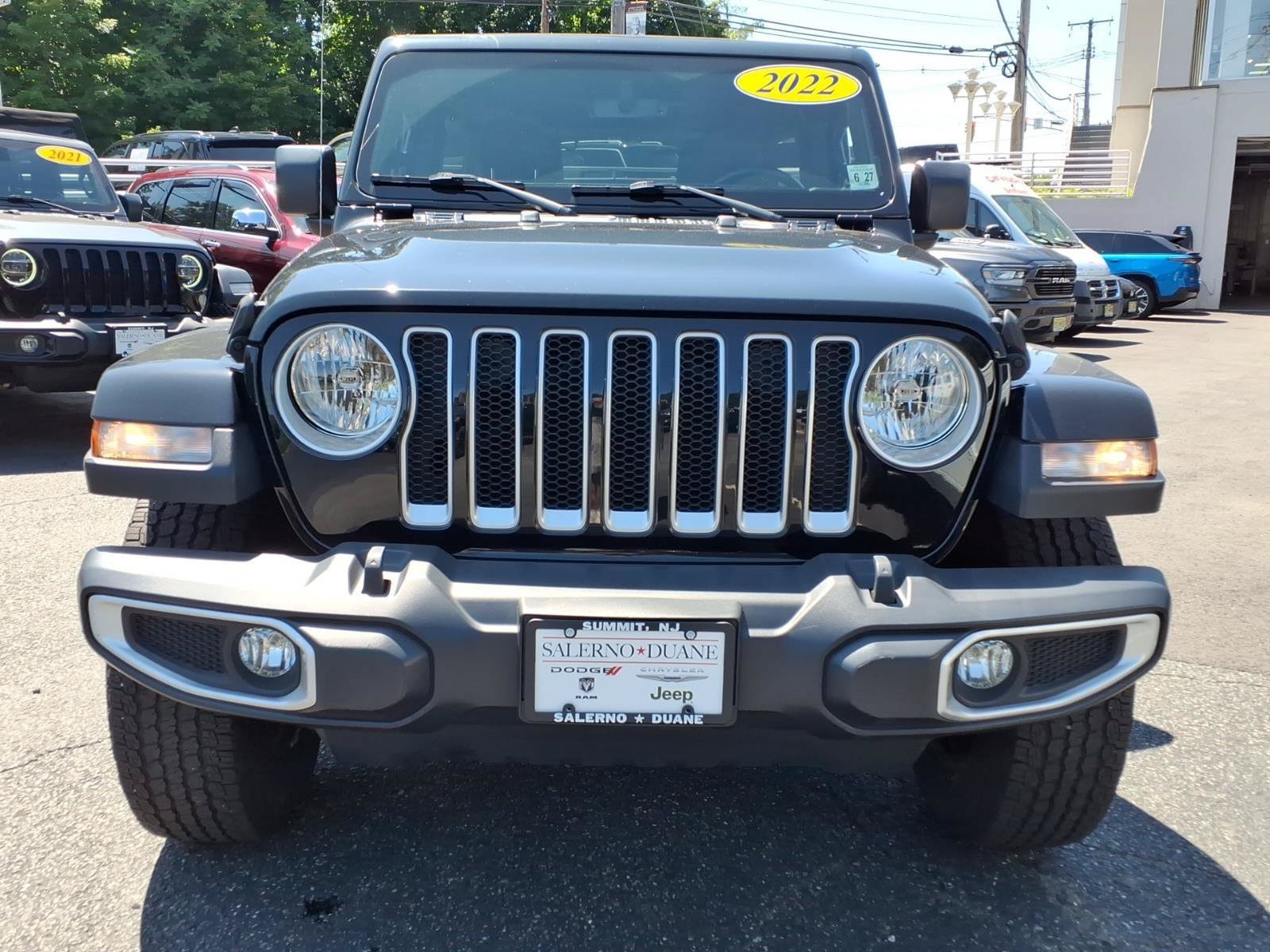 Certified 2022 Jeep Wrangler Unlimited Sahara w/ Cold Weather Group AWD/4WD image 8