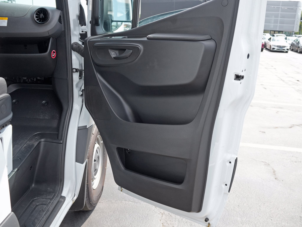 New 2026 Mercedes-Benz Sprinter 2500 image 19
