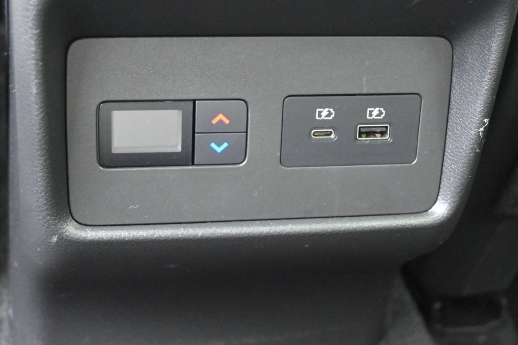 Used 2023 Nissan Rogue SL w/ SL Premium Package FWD image 19