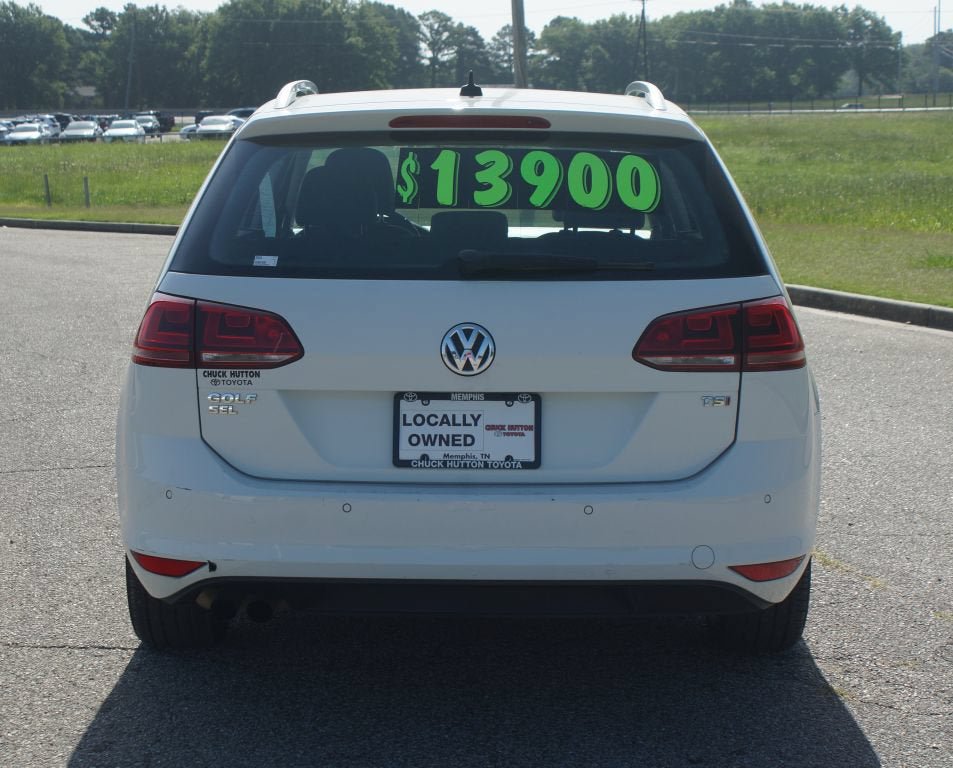 Used 2017 Volkswagen Golf SE FWD image 3