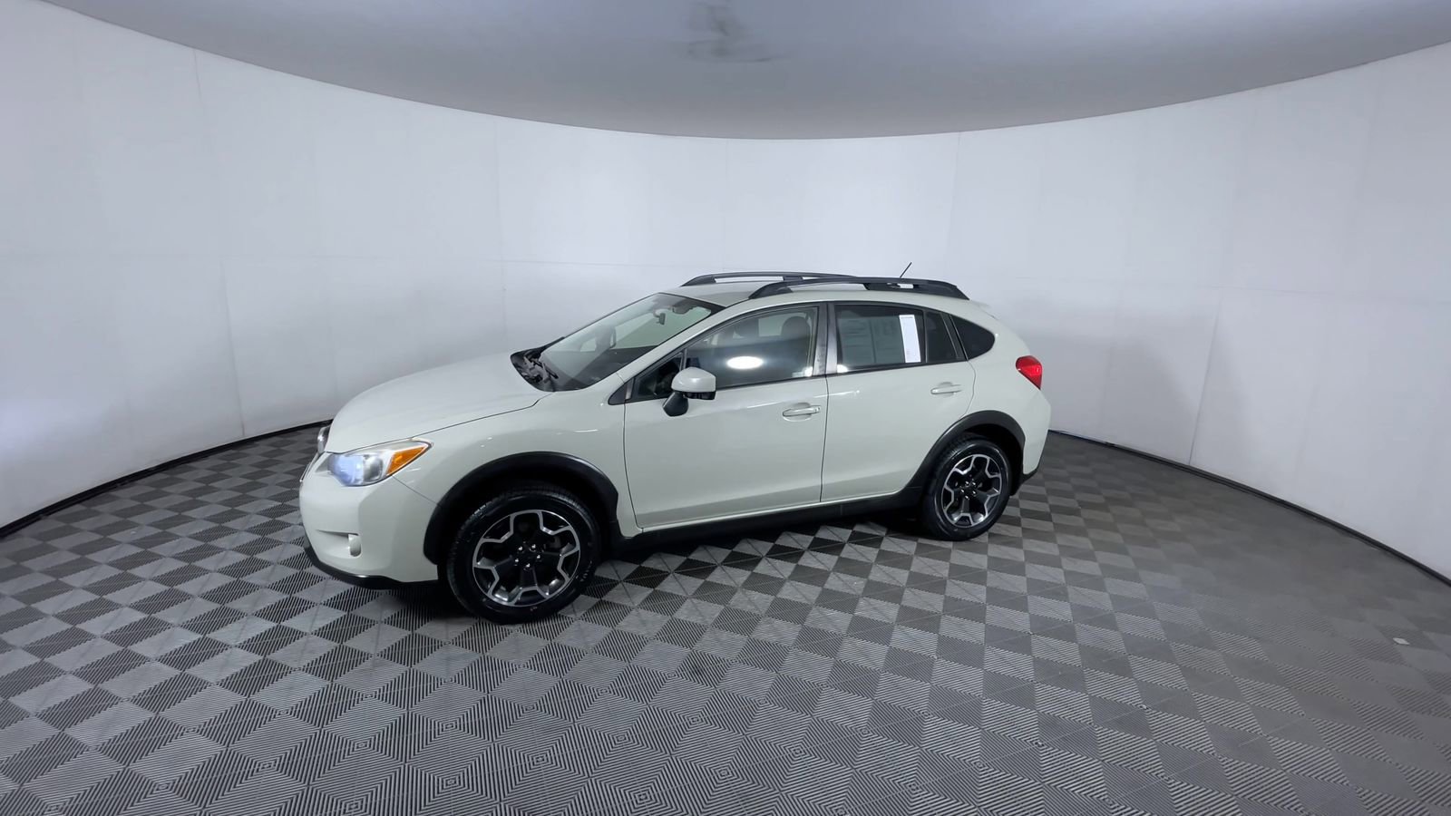 Used 2015 Subaru Crosstrek 2.0i Premium AWD/4WD image 4