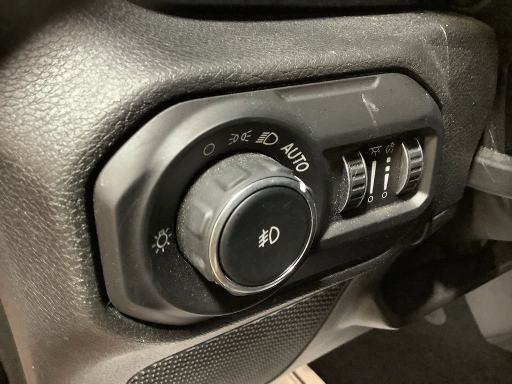 Used 2021 Jeep Wrangler Unlimited Sahara image 22