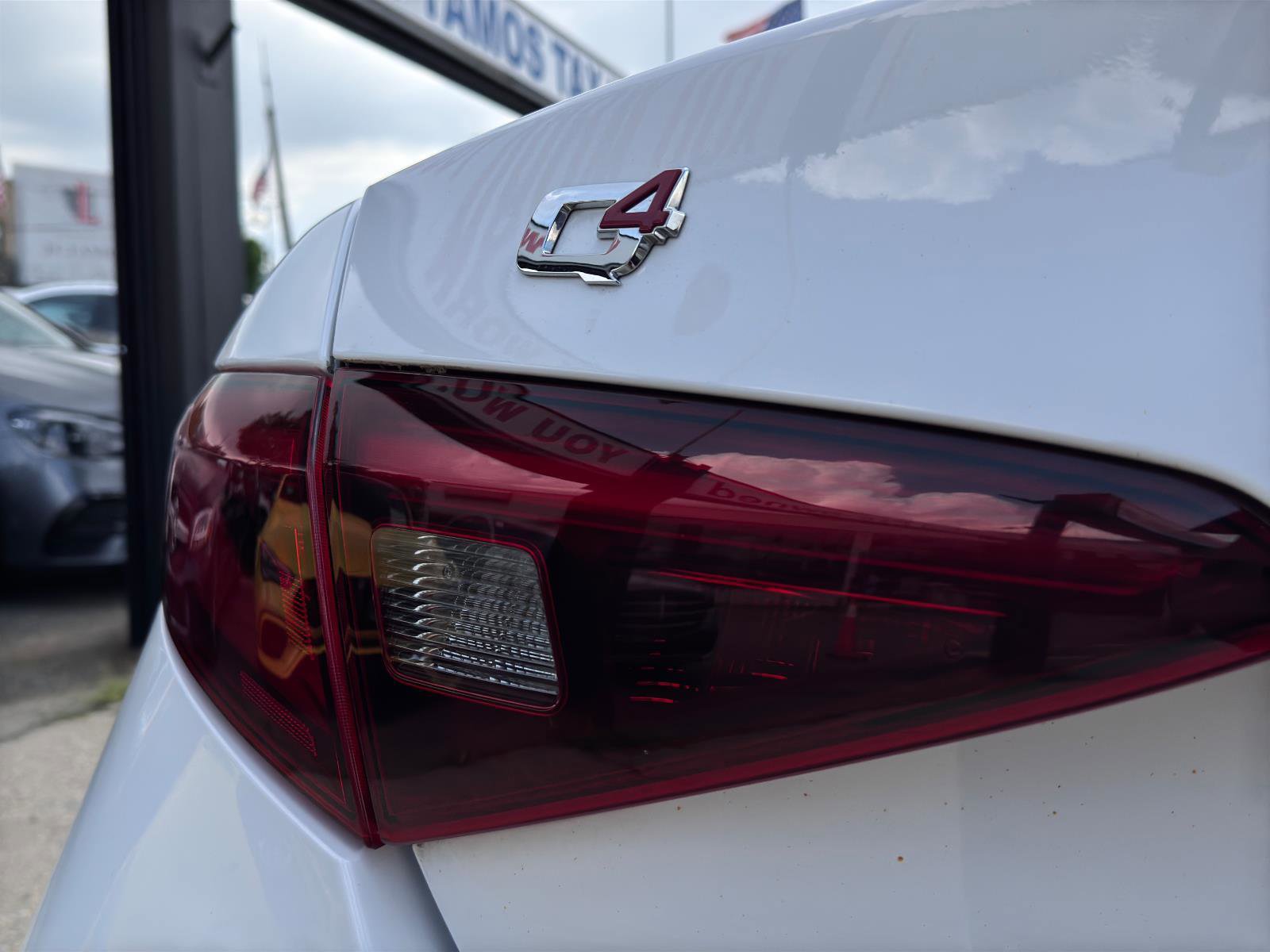 Used 2023 Alfa Romeo Giulia Veloce image 7