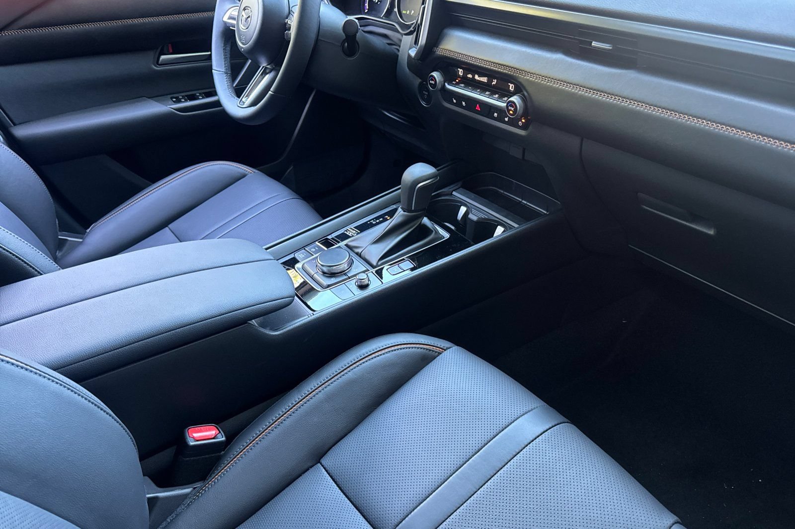 New 2026 MAZDA CX-50 AWD 2.5 Hybrid w/ Weather Package image 14