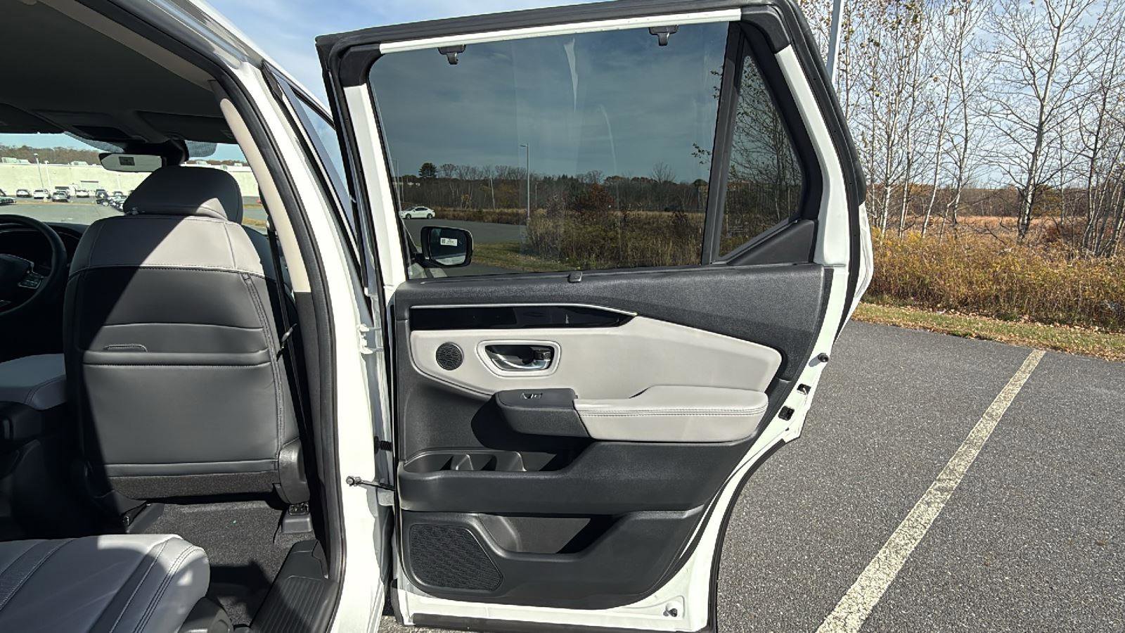 New 2025 Honda Pilot EX-L image 21