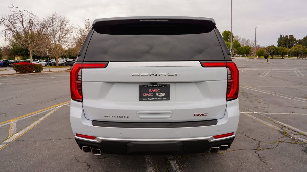 New 2026 GMC Yukon XL Denali w/ Sun & Power Step Package AWD/4WD image 8